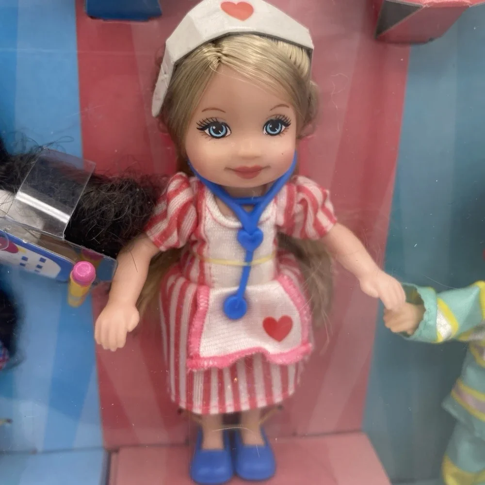 BK~ #I NIB BARBIE DOLL KELLY CLUB‎ 2007 I CAN BE L8567 TEACHER NURSE FIREMAN - Picture 4 of 15